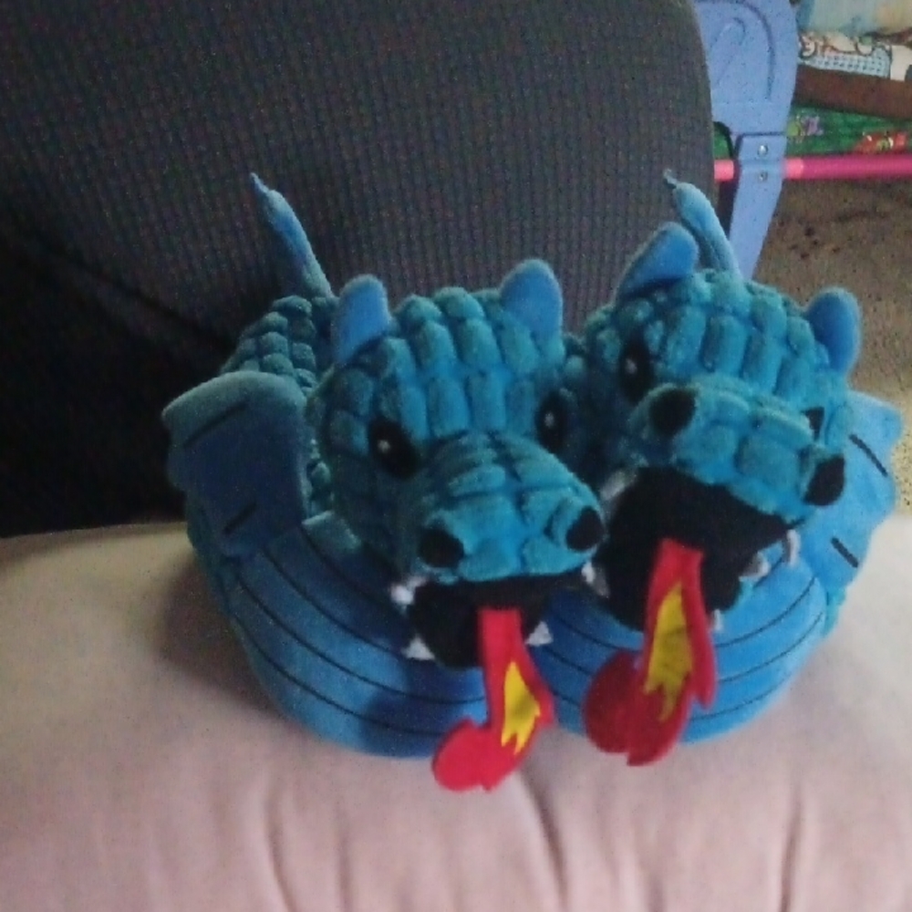 Blue Dragon Plush Slippers, Size 9/10 Toddler, Great Condition
